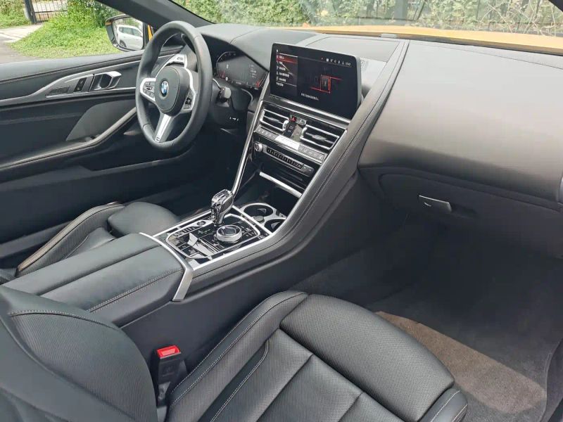 BMW 8-series