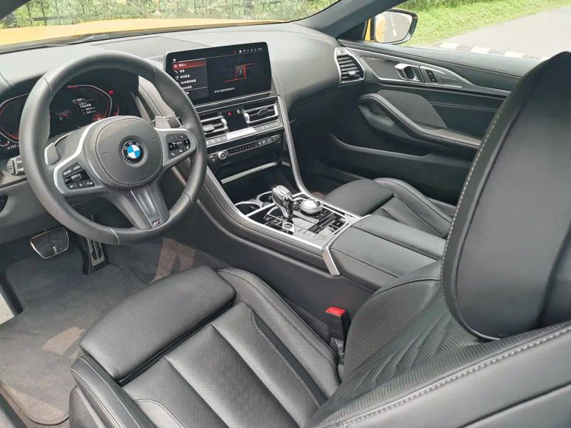 BMW 8-series