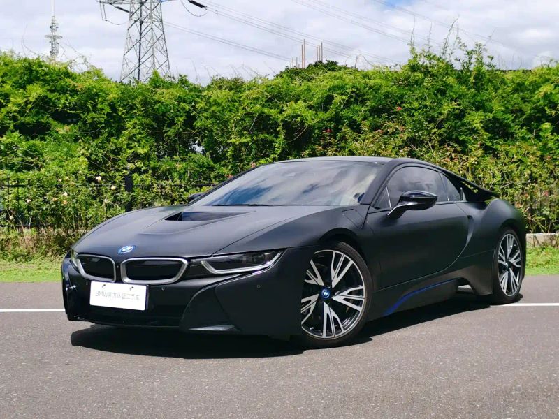 BMW i