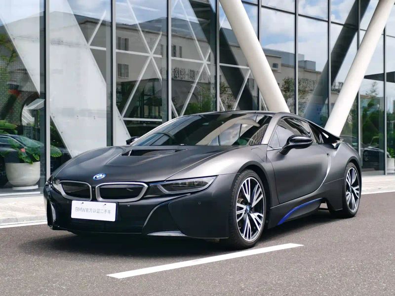 BMW i
