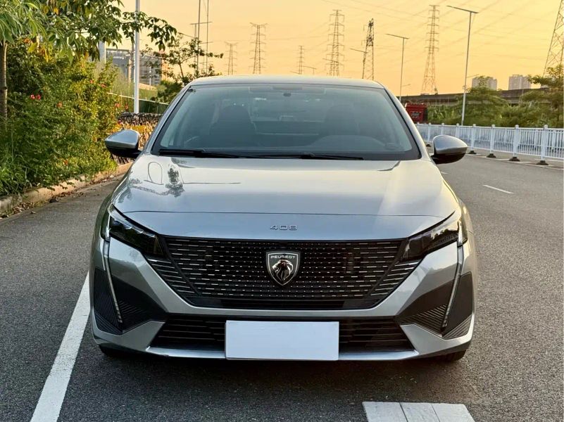 Peugeot 408