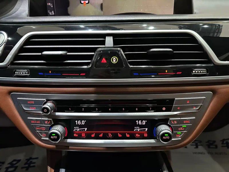 BMW 7-series