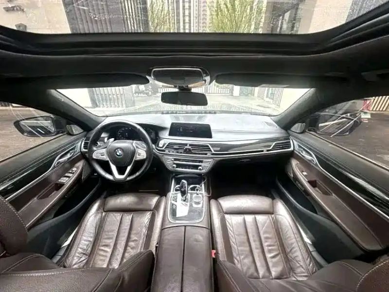 BMW 7-series