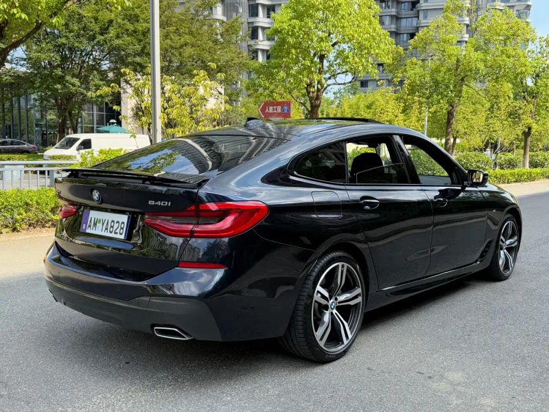 BMW 6-series