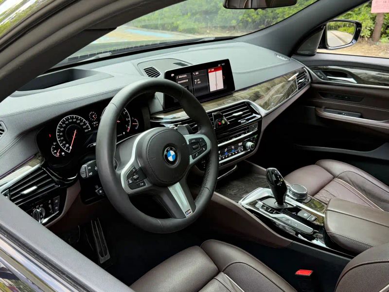 BMW 6-series