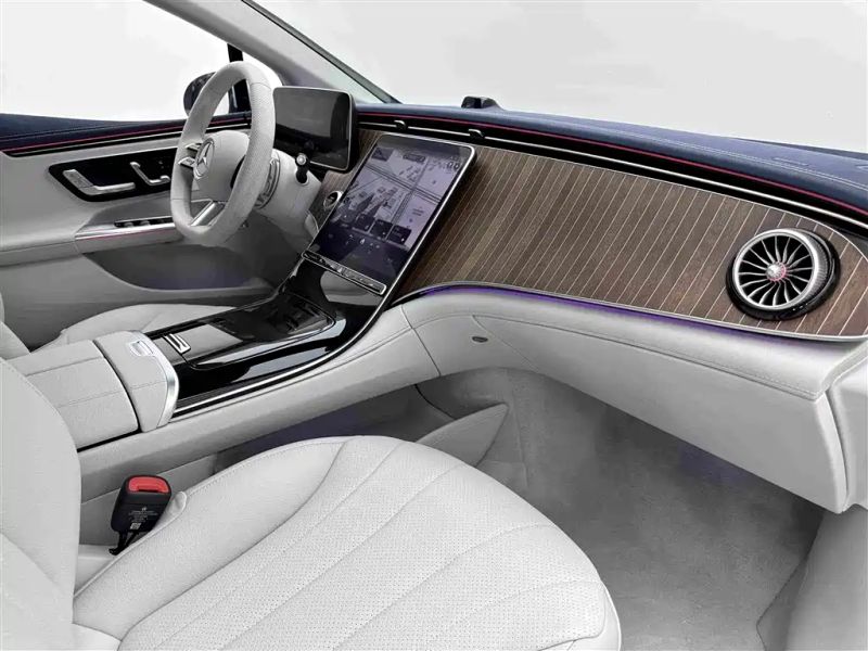 Mercedes-benz eqe