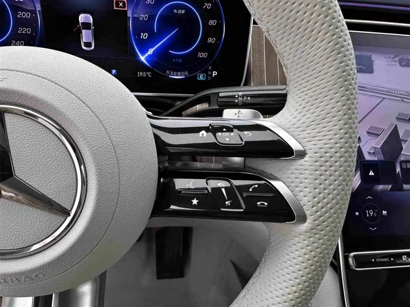 Mercedes-benz eqe