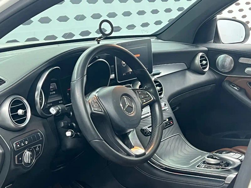 Mercedes-benz glc