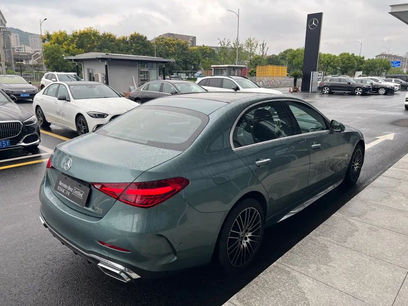 Mercedes-benz c-class