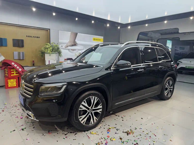 Mercedes-benz glb
