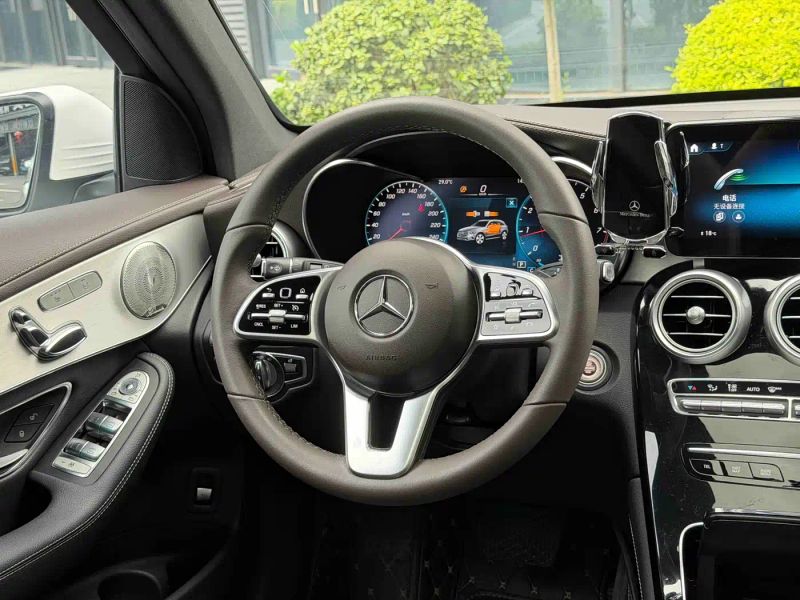 Mercedes-benz glc