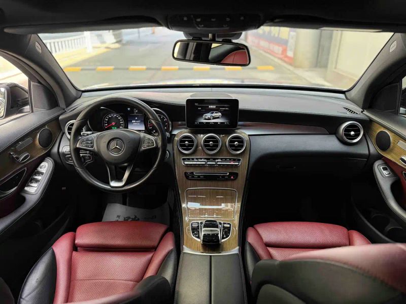 Mercedes-benz glc