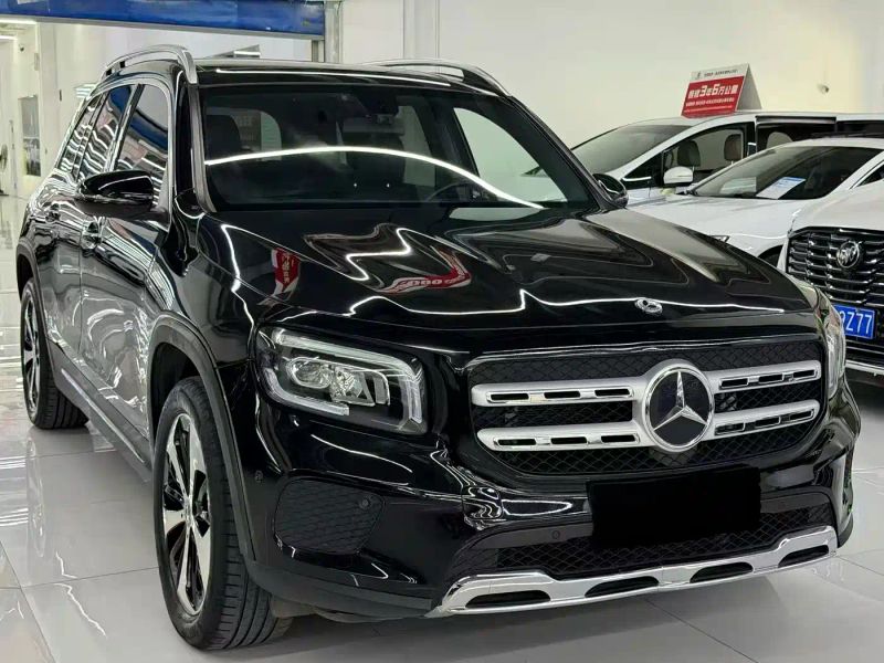 Mercedes-benz glb