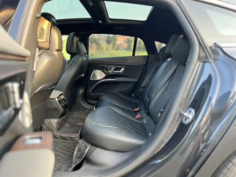 Mercedes-benz eqs