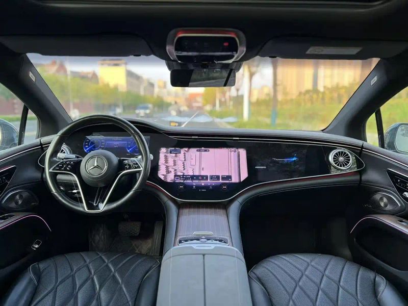 Mercedes-benz eqs