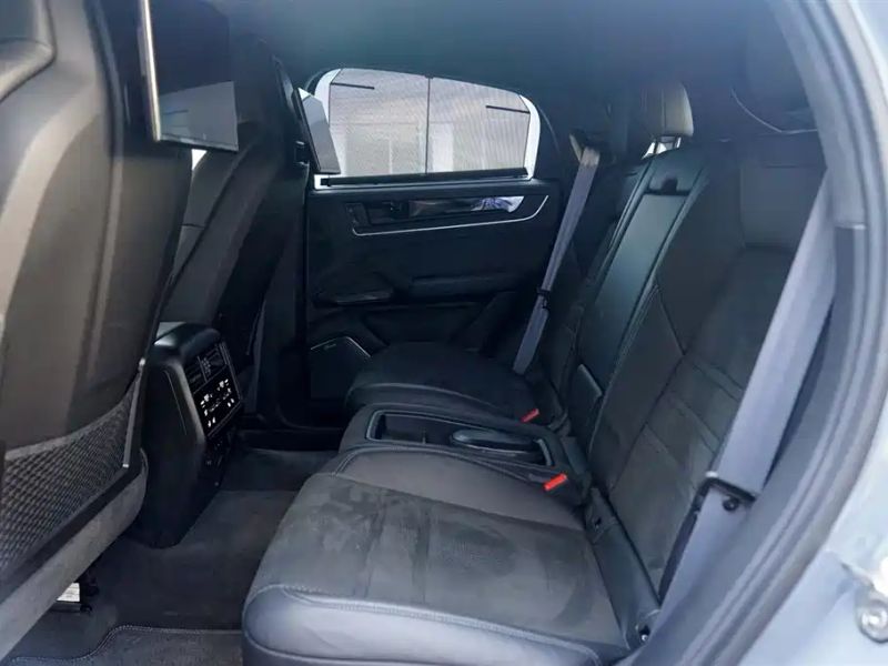 macan cayenne coupe