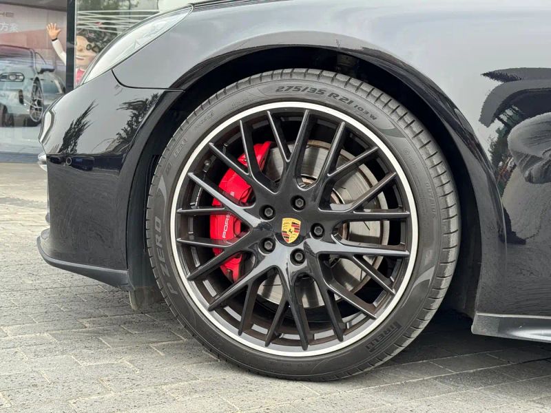 macan panamera