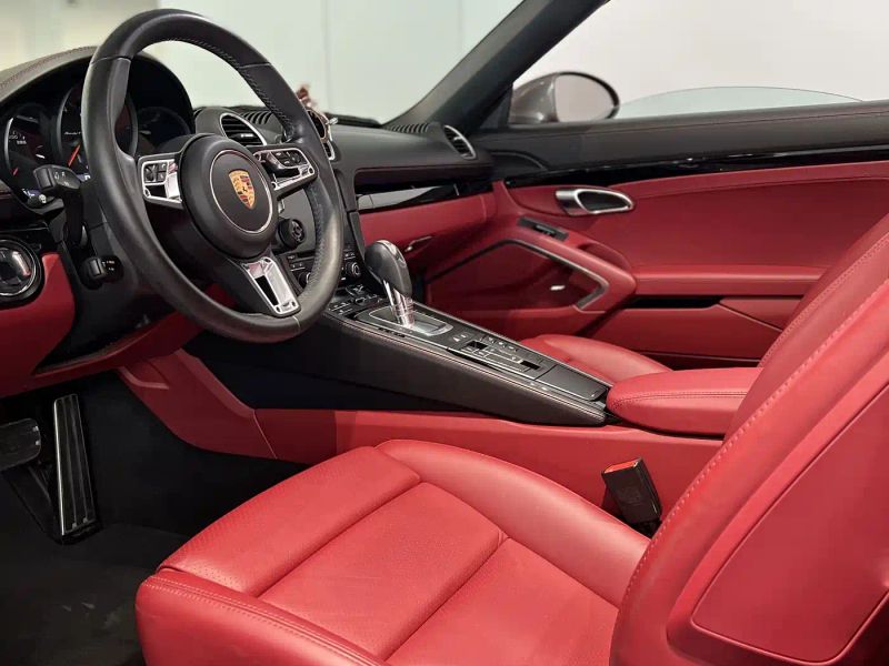 macan 718