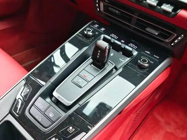 macan 911