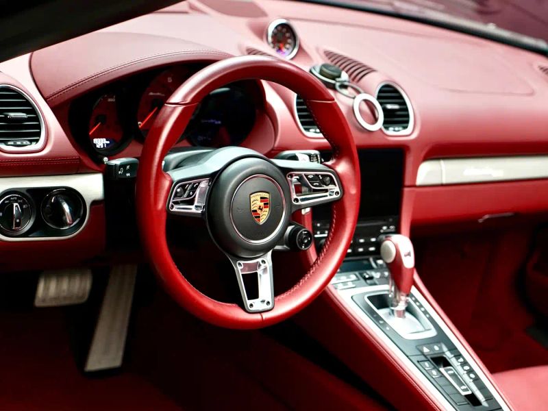 macan 718
