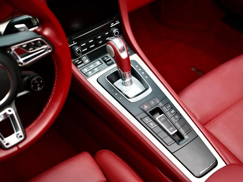 macan 718