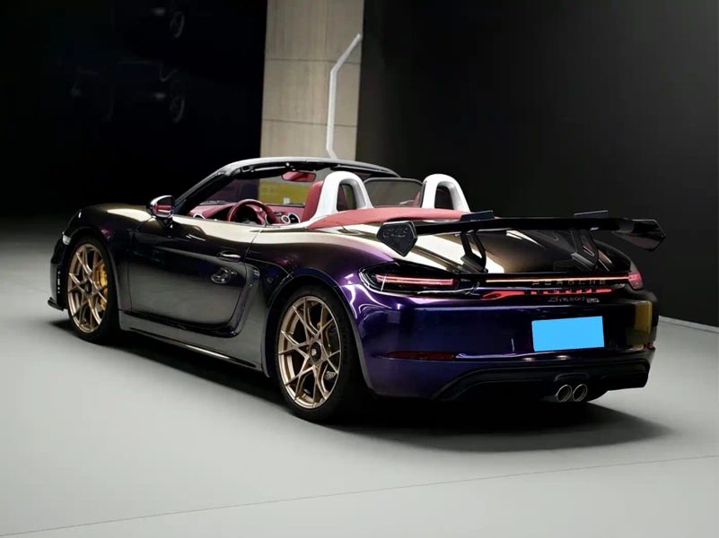 macan 718