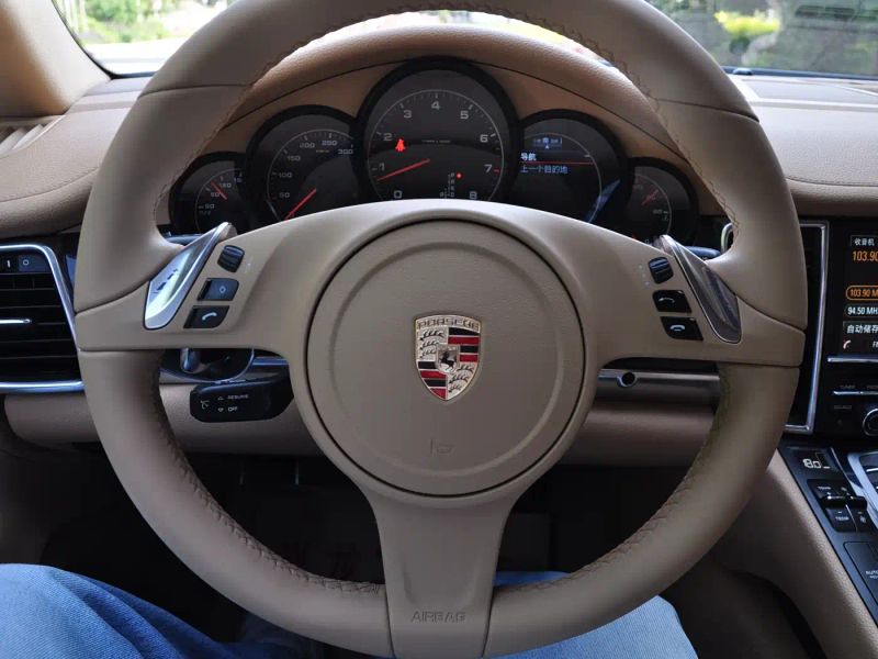 macan panamera