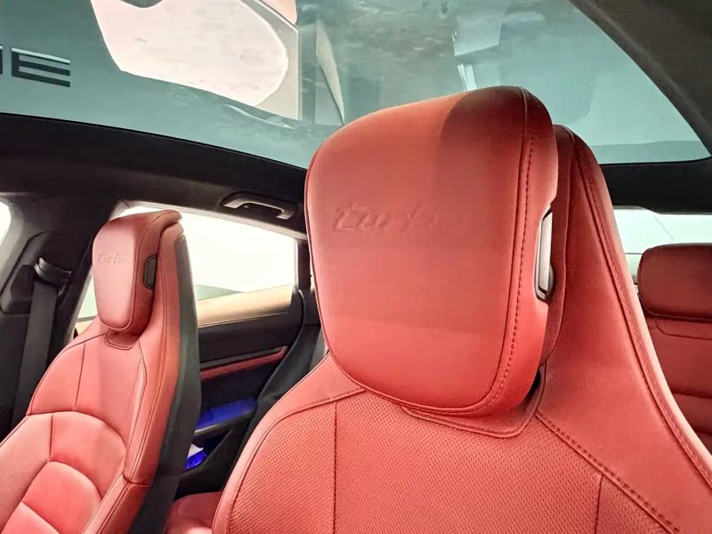 macan taycan