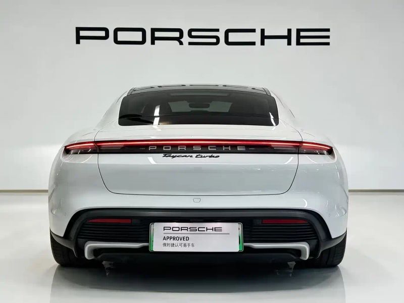 macan taycan