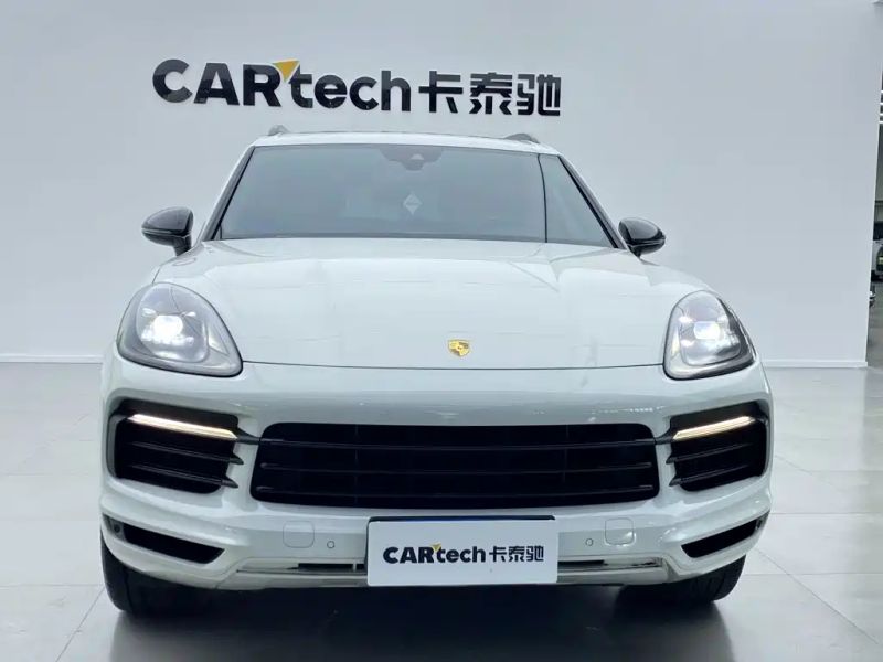 macan cayenne