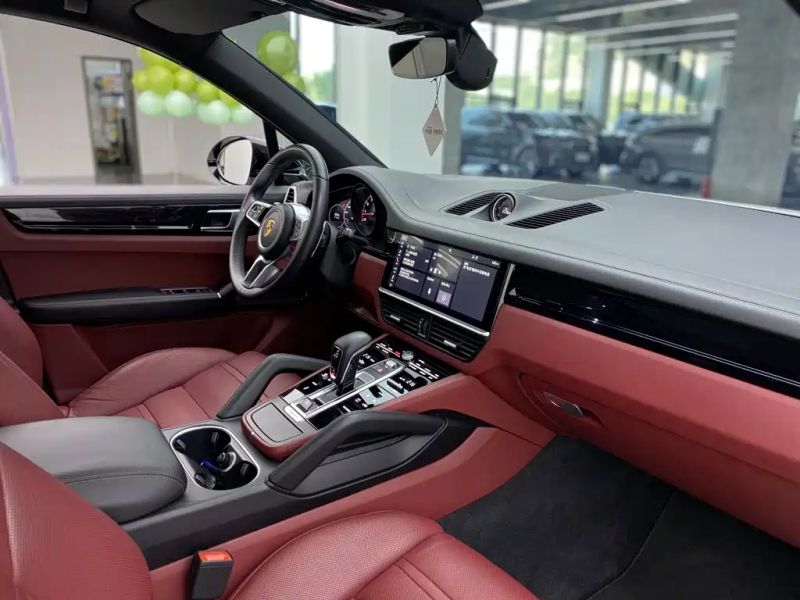 macan cayenne