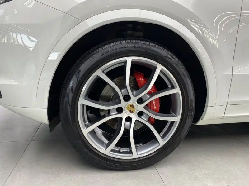 macan cayenne