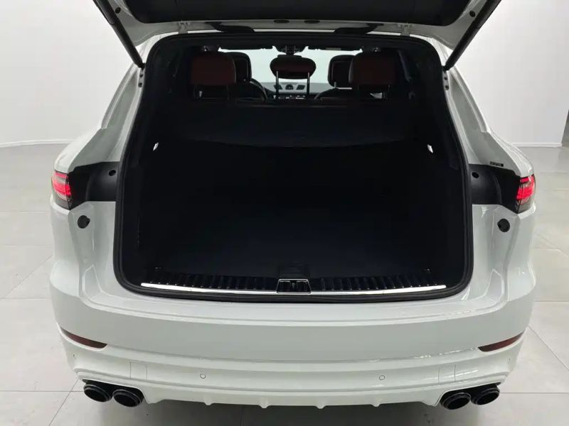 macan cayenne
