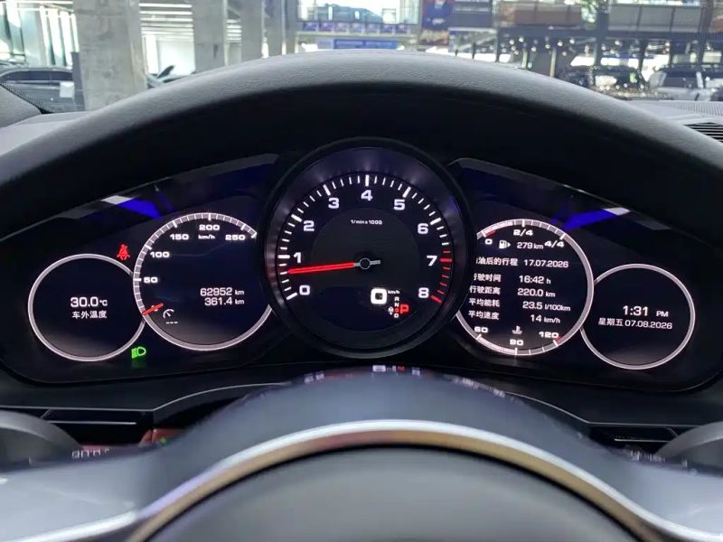 macan cayenne
