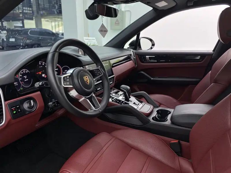 macan cayenne