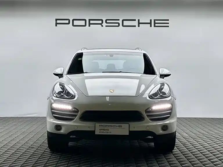 macan cayenne