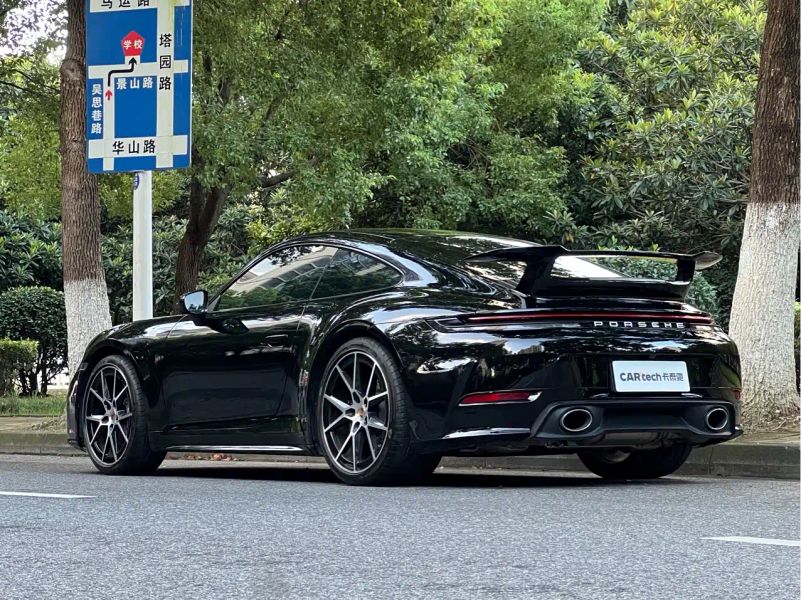 macan 911