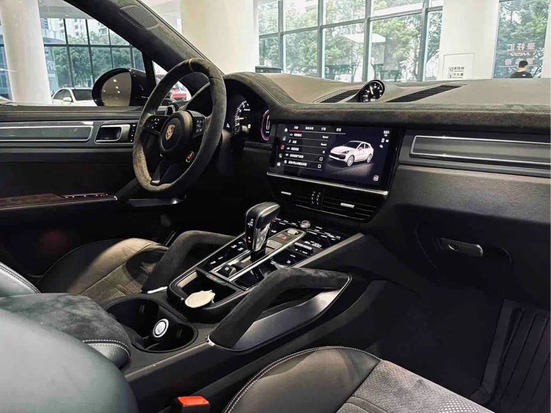 macan cayenne