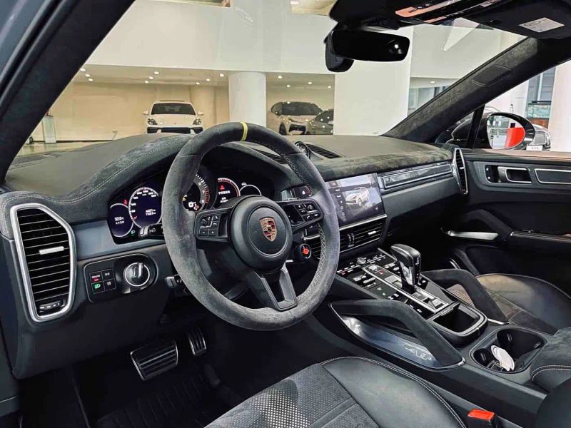 macan cayenne