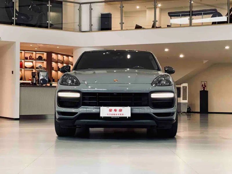 macan cayenne