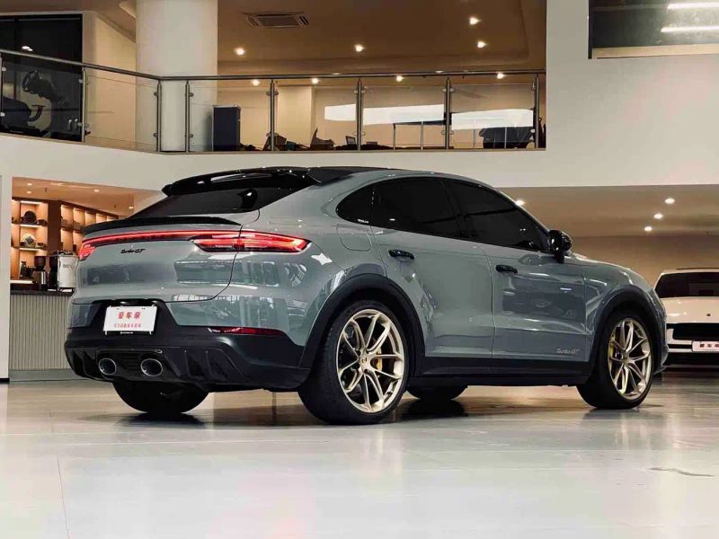 macan cayenne