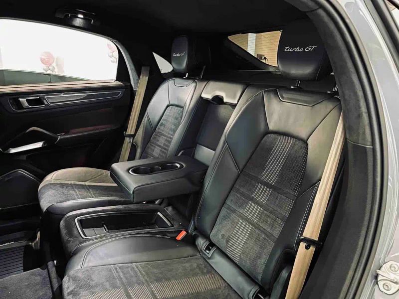 macan cayenne