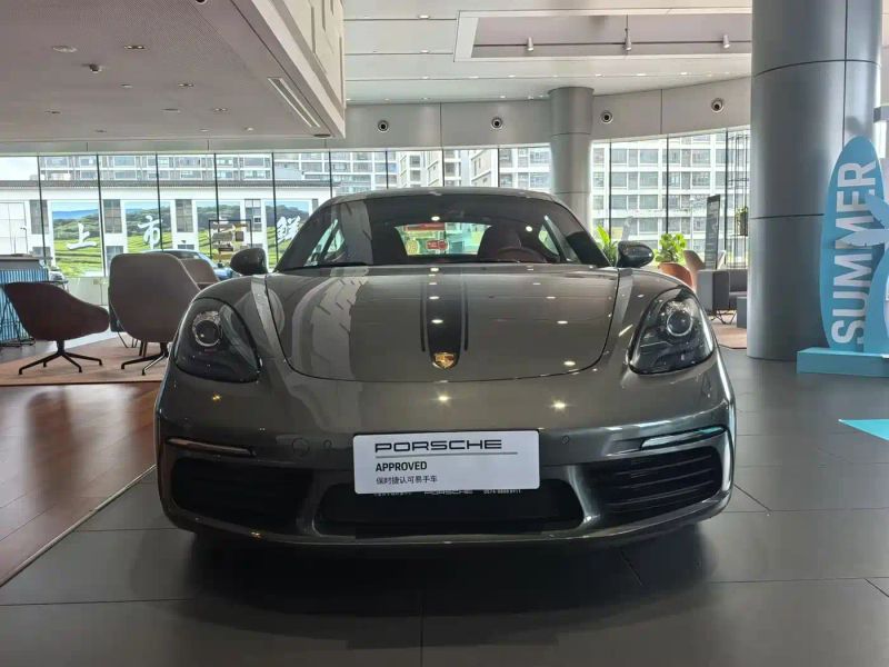macan 718