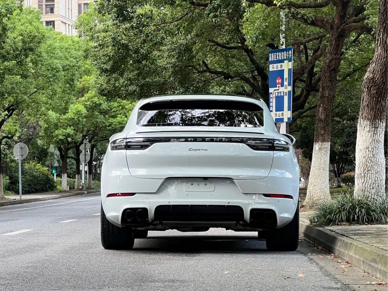 macan cayenne