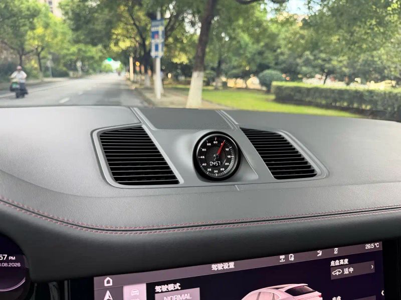 macan cayenne