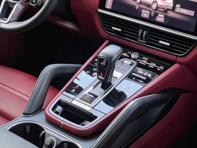 macan cayenne
