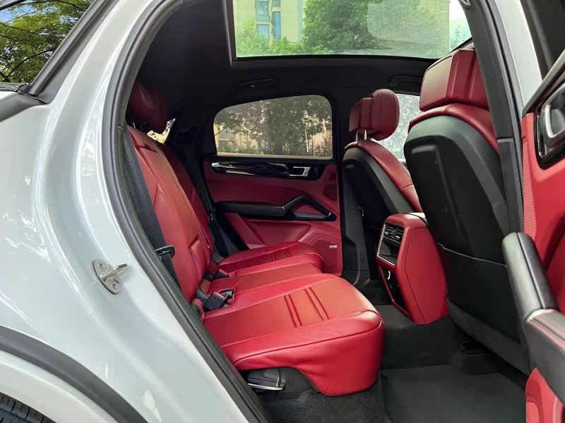 macan cayenne