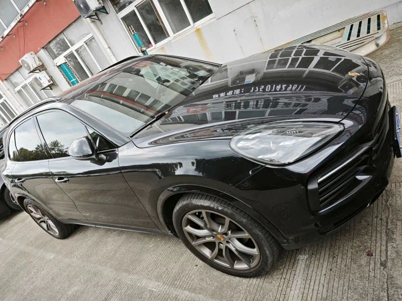 macan cayenne