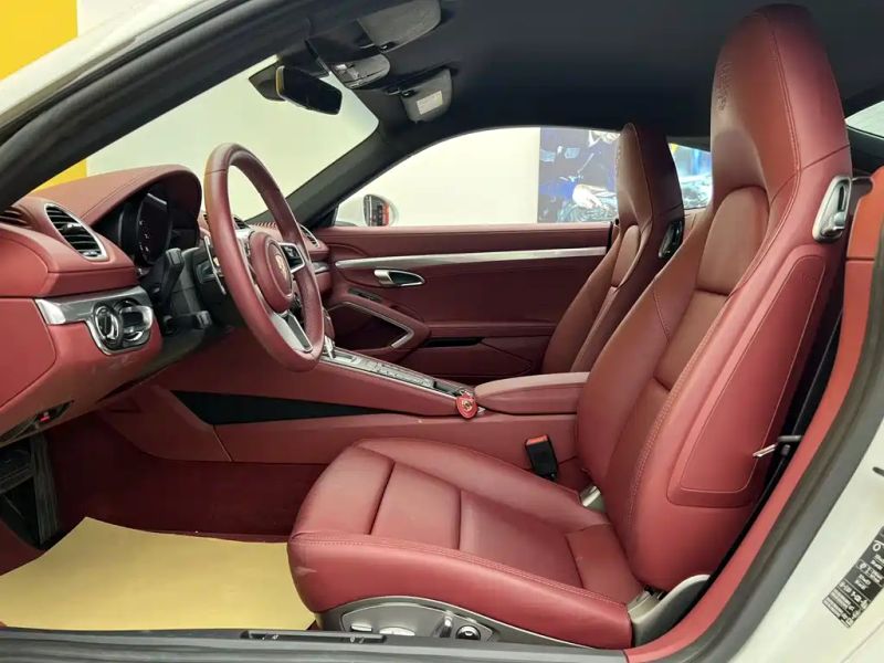 macan 718