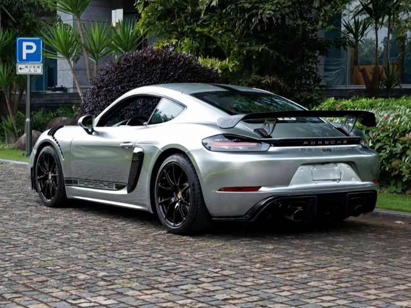 macan 718